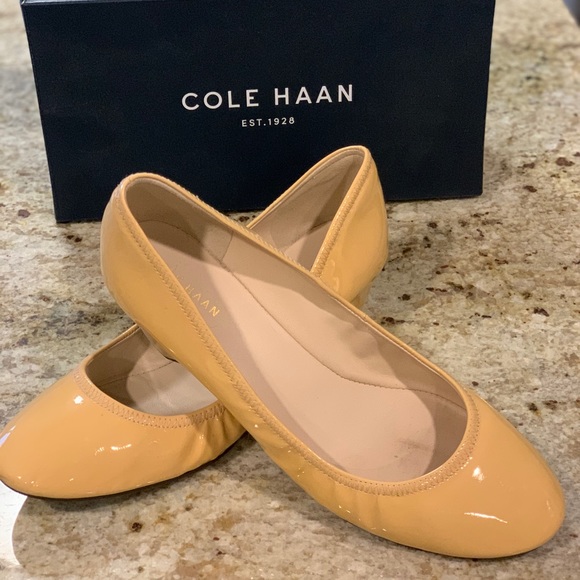 Cole Haan Sadie Wedge - Picture 4 of 10